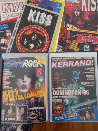 Revistas y Memorabilia de KISS.
