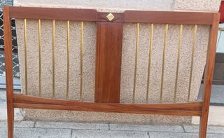 Cabecero cama madera dorada 1.35