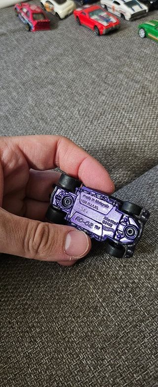 Hot Wheels auto