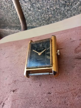 RELOJ TITUS QUARTZ