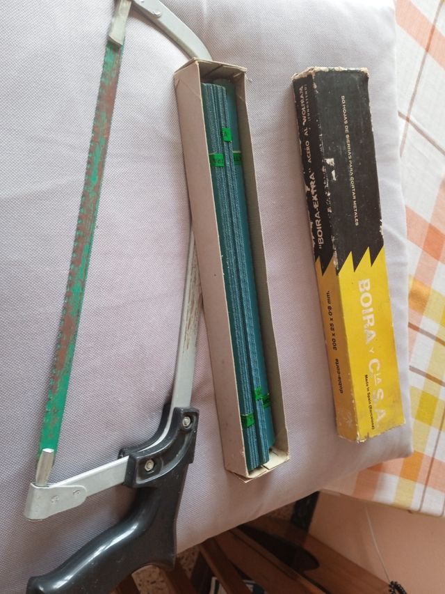 Sierra de arco + hojas Boira