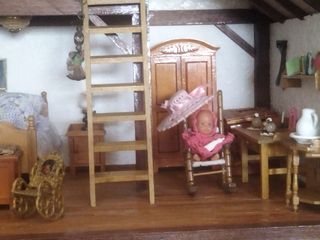 Casa muñecas artesanal
