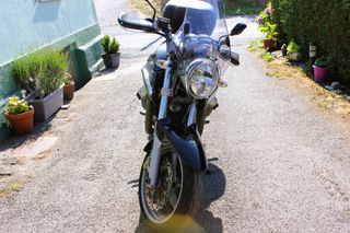 Moto Guzzi Breva 850