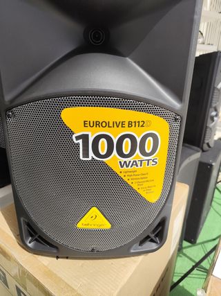 Altavoz Behringer activo autoamplificado 1000W