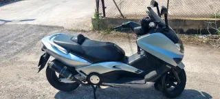 Yamaha T-Max 500 XP