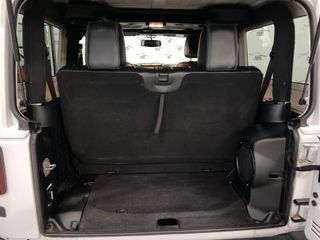 Jeep Wrangler SAHARA CRD 200CV 2013
