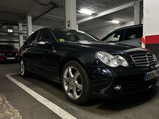 Mercedes-Benz Clase C 2006