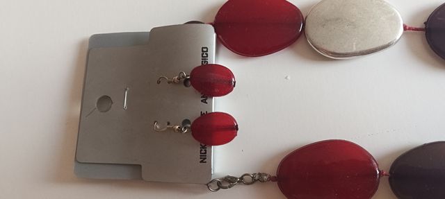 Collares y pulseras bisutería