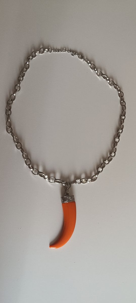 Collares y pulseras bisutería