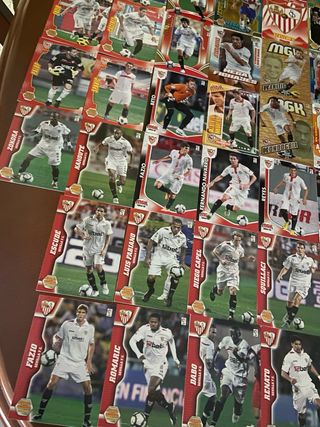 53 cromos Sevilla FC - ¡Sin Repeticiones! 2009-18