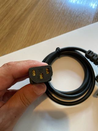 Cable alimentación PC - IEC C7 a Schuko