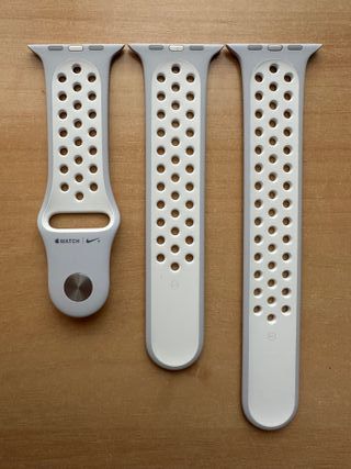 Apple Watch X Nike 42mm. Pure Platinum/White Band