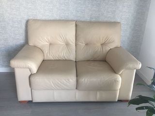 Sofá piel beige 2 plazas