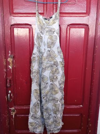 Vestido largo estampado hojas