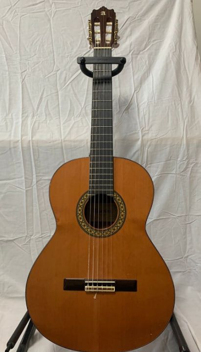 Guitarra Alhambra 4P clásica