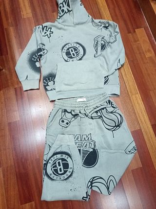 Chándal Zara niño gris talla 11-12 años// 152 cm