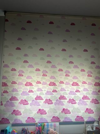 Estor infantil nubes - beige y rosa