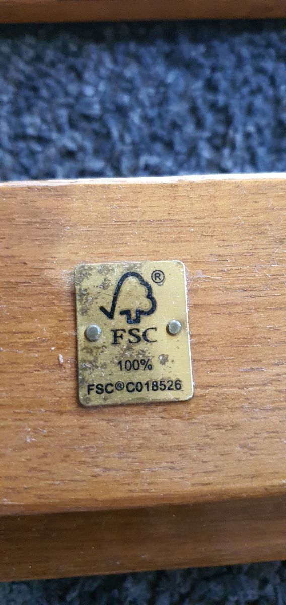 Mesa plegable madera ( buena calidad)