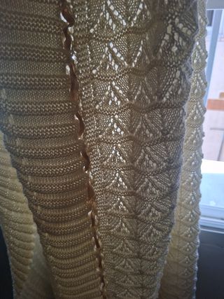 Mantas de ganchillo beige