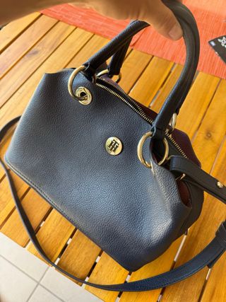 Bolso Tommy Hilfiger azul marino+Fosil+Desigual