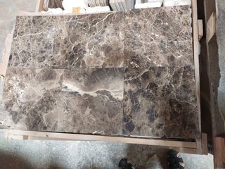 Plaquetas Mármol Emperador 30x30x1cm.