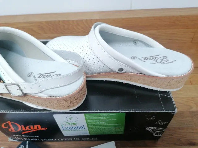 ZUECO ZAPATO SANITARIO DIAN n° 43 NUEVO + REGALOS