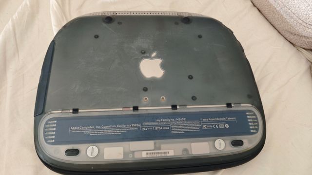 iBook Apple Blanco/Plata