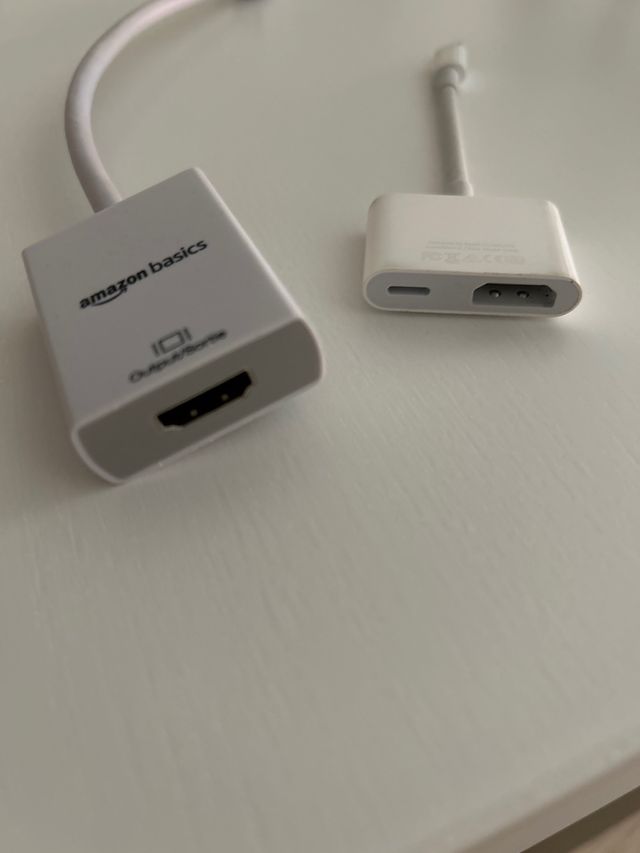 HDMI Amazon Basics y adaptador hdmi y usb apple