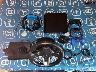 PS4 (PlayStation 4) + 3 Mandos + Volante+cargador