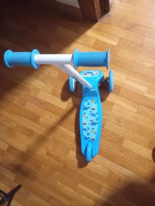 Patinete infantil azul