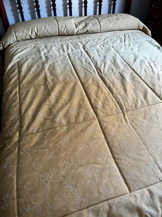 Edredón colcha amarillo mostaza - Cama