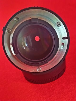 Objetivo Nikon 50mm 1:1.4 AF Nikkor