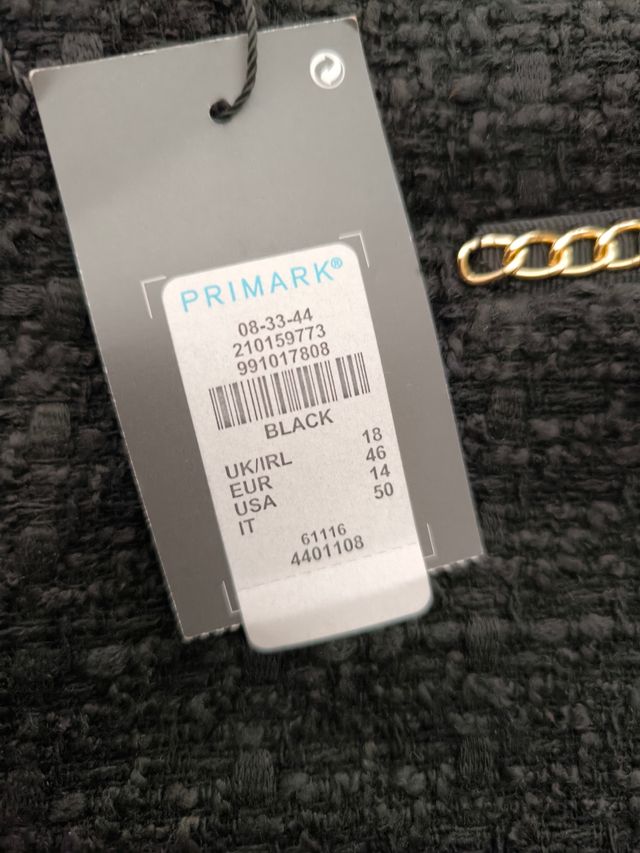 Vaqueros mujer talla 44,46
Shorts 46,48