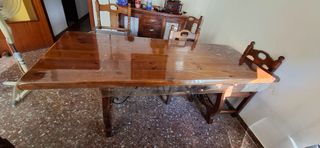 Mesa madera maciza + 8 sillas