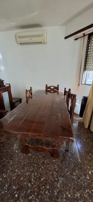 Mesa madera maciza + 8 sillas