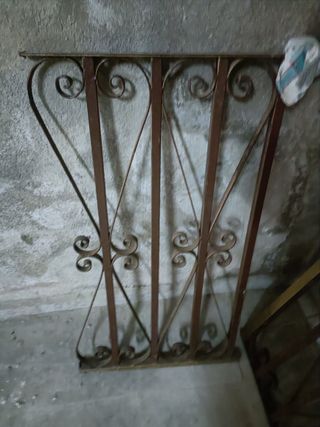 Reja metálica forja artesana 
