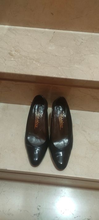 Zapatos Jessica negros