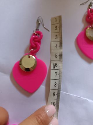 Love Objects - Set collana e orecchini rosa fluo