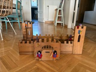 Castillo madera caballeros de madera