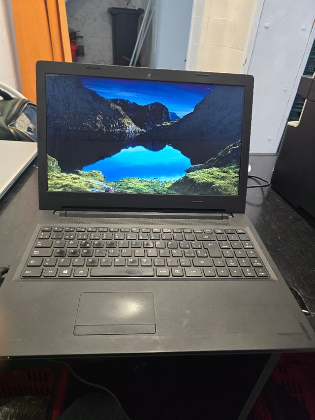 Computer portatile Lenovo 80QQ - 8 GB di RAM