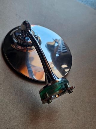 espejo retrovisor clásico coche moto