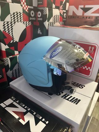 Casco jet celeste talla M 