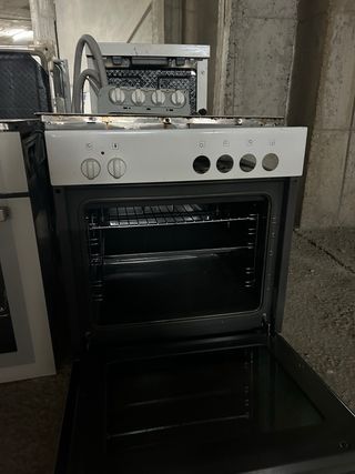 Horno Bosch blanco vitrocerámica