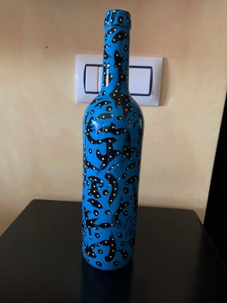 Botellas Decoradas a Mano, vacias.Distintos modelo