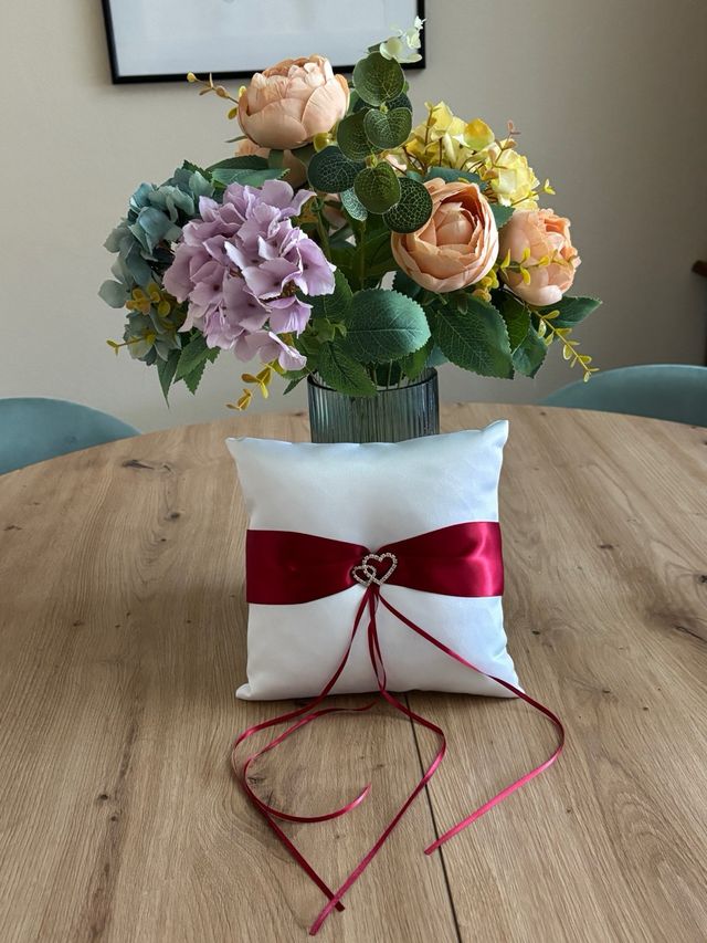 Cojín porta alianzas boda - Rojo y blanco