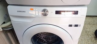 Lavadora Carga Frontal Samsung 
10 . 5 KG 