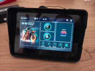 Pantalla Moto con Carplay y Android Auto 