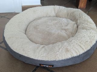 Cama perro redonda beige-gris
