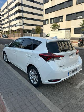 Toyota Auris 2017