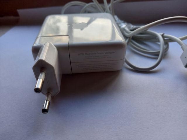 Adaptador Apple MagSafe 2 60W funciona perfectamen